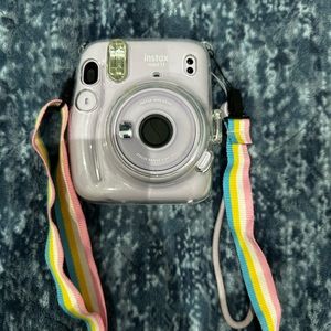 Instax Polaroid Mini 11 camera